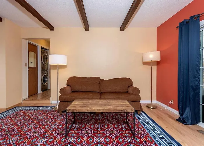 Holiday home Remodeled Mountain Retreat With Hot Tub And Scenic Views Near Trails In Lander, Wyoming
